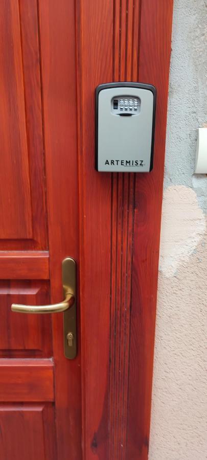Marble Apartment -Near Buda Castle Βουδαπέστη Εξωτερικό φωτογραφία